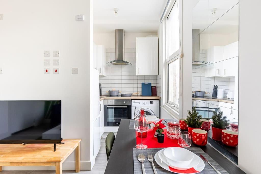 Parkside Stay North London - Victoria Line Exterior photo